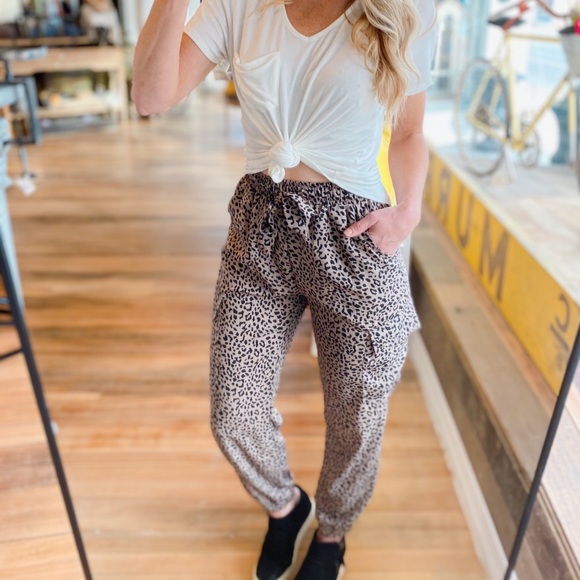 WISHING YOU THE BEST CHEETAH JOGGERS - Picture 14 of 14